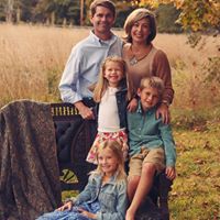 Amy Rhoades Photo 19