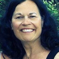 Theresa Beyer Photo 10
