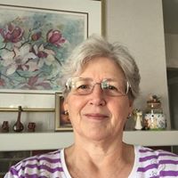 Elizabeth Mazzone Photo 2