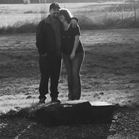 Angela Knowles Photo 43