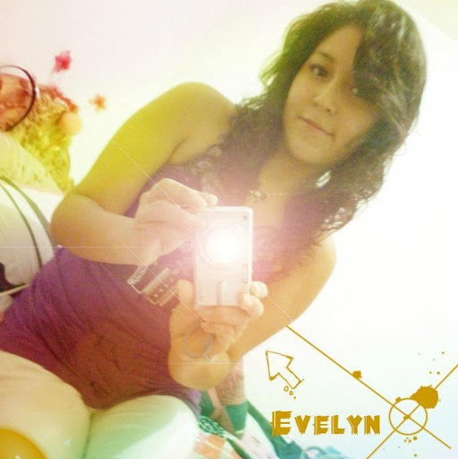 Evelyn Quijada Photo 2