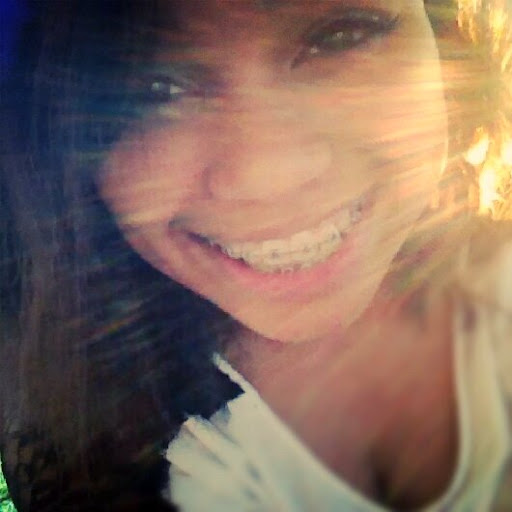 Elise Moore Photo 25