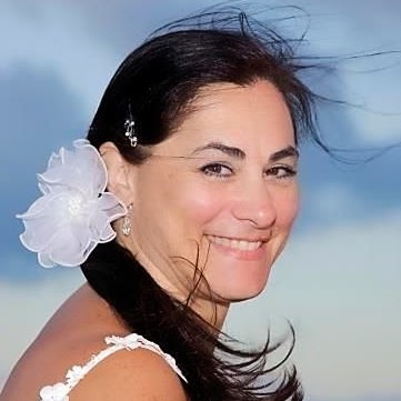 Laurie Evans Photo 6