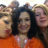 Ruth Hoskins Photo 14