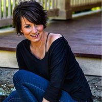 Lisa Mays Photo 33