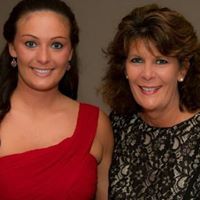 Colleen Richards Photo 17