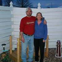 Julie Lowe Photo 43