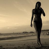 Alicia Abraham Photo 8