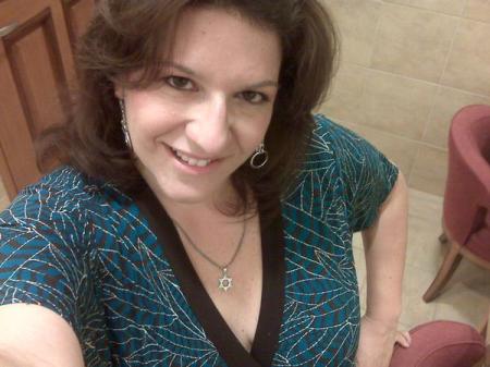 Amy Matthews Photo 43