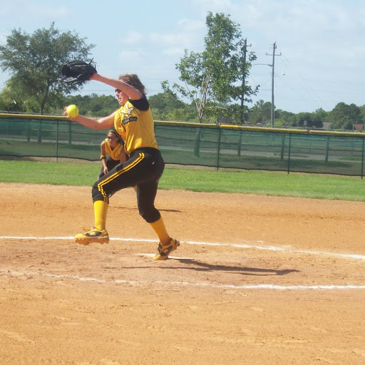 Michelle Revels Photo 4