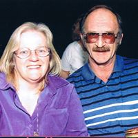 Lucy Carpenter Photo 34