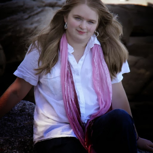 Katie Richardson Photo 18