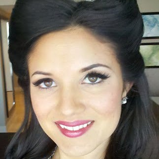 Kristen Schaefer Photo 23