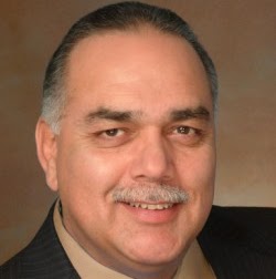 Danny Lopez Photo 19