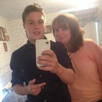 Laura Leger Photo 12