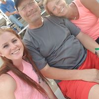 Elizabeth Flanders Photo 15