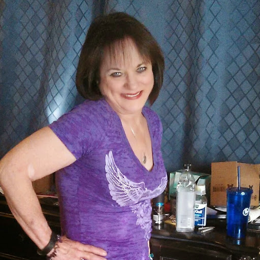 Debbie Thomas Photo 9