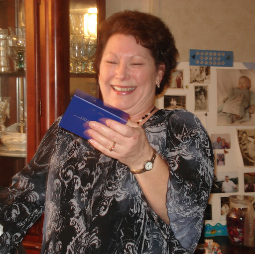 Theresa Daniel Photo 10