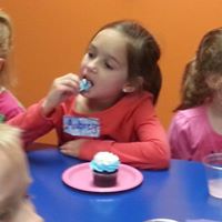 Elizabeth Biggs Photo 23