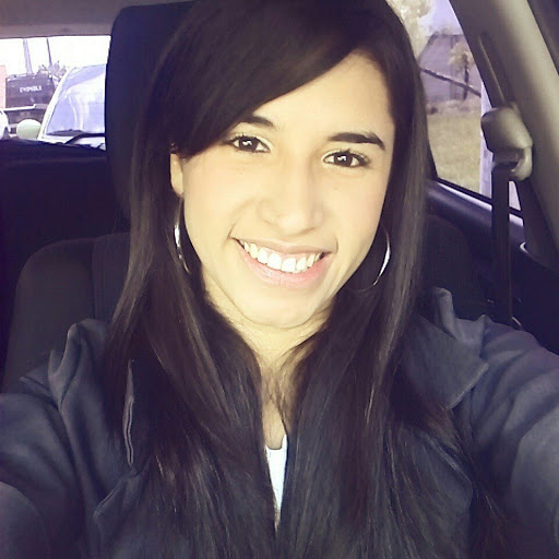 Julie Melendez Photo 9