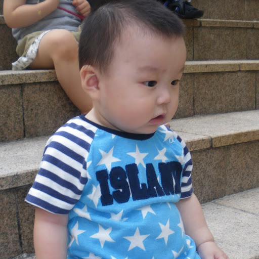 Christine Cheung Photo 37