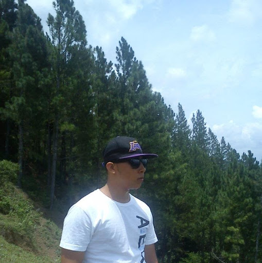Evelio Rodriguez Photo 27