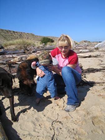 Becky Howell Photo 26