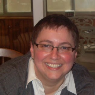 Michelle Paradis Photo 29