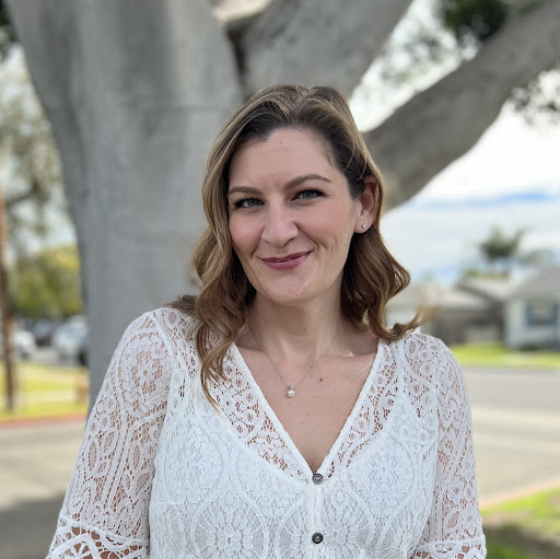 Elizabeth Cohn Photo 17