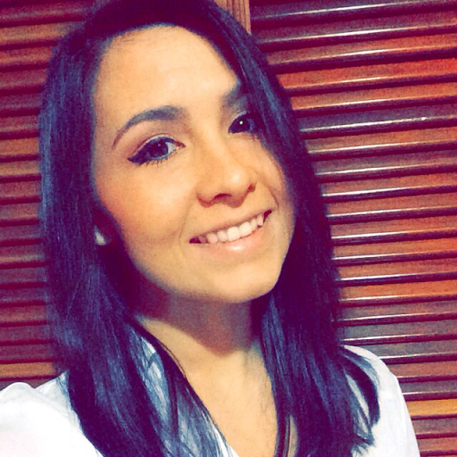 Stephanie Frank Photo 16