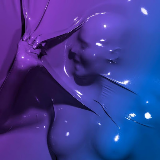 Erin Black Photo 19