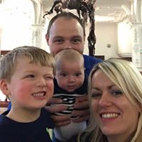 Kelly Barker Photo 30