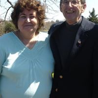 Teri Becker Photo 19
