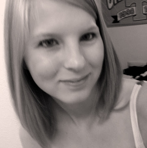 Rebecca Hill Photo 27