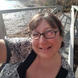 Kristy Mills Photo 10