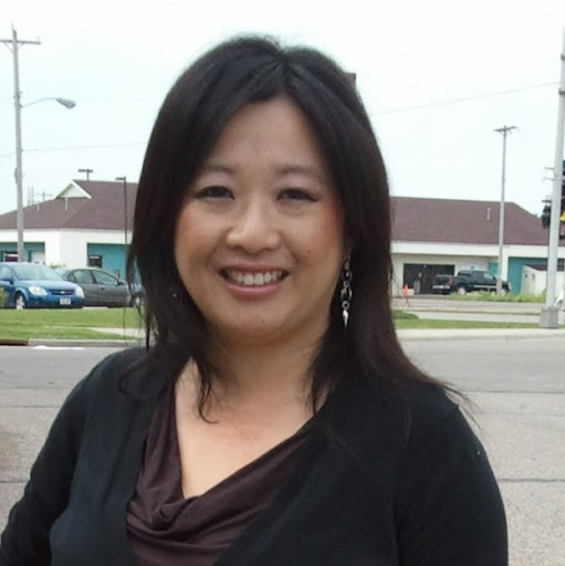 Kimberly Yang Photo 7