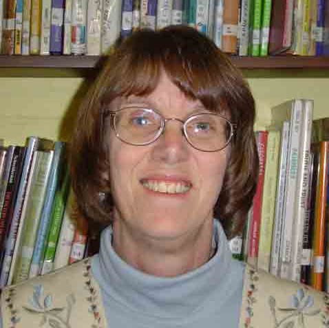 Linda Rowan Photo 30