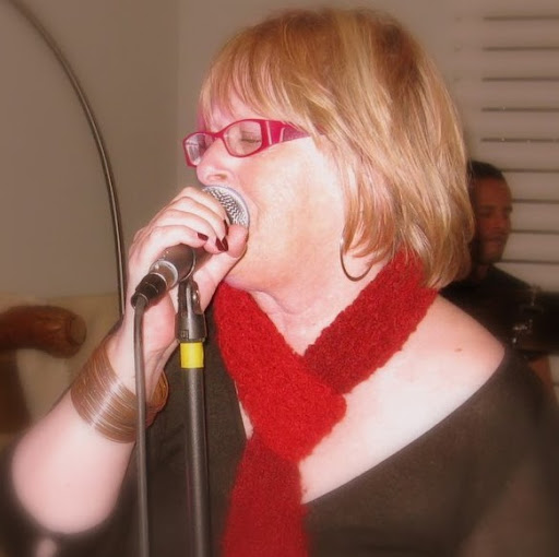 Vicki Henry Photo 33