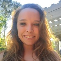 Julia Pickett Photo 15