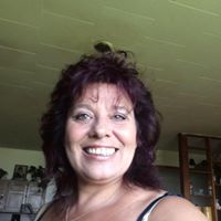 Julie Thomas Photo 44