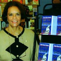 Evelyn Allen Photo 14