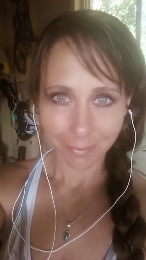 Shelly Langley Photo 7