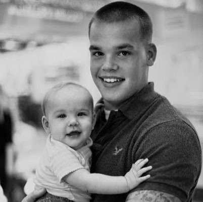 Joshua Gray Photo 12