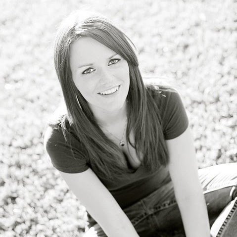 Karen Phillips Photo 8