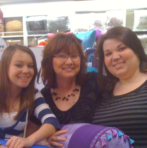 Brenda Robinson Photo 41