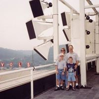 Lynne Welch Photo 11