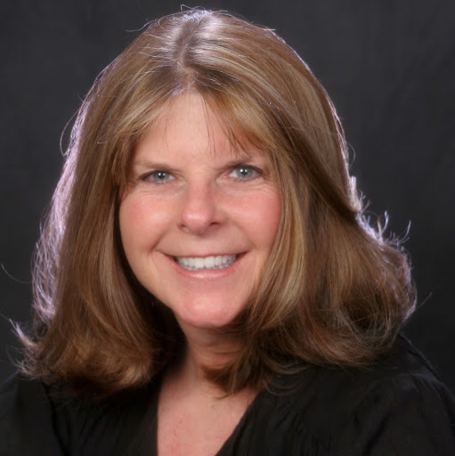 Traci Phillips Photo 26