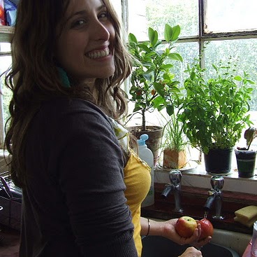 Liz Mcdowell Photo 25