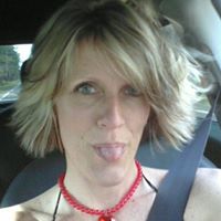 Traci Warren Photo 26