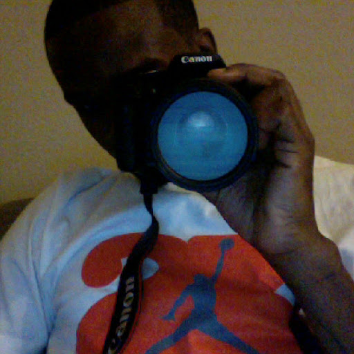 Lee England Photo 19